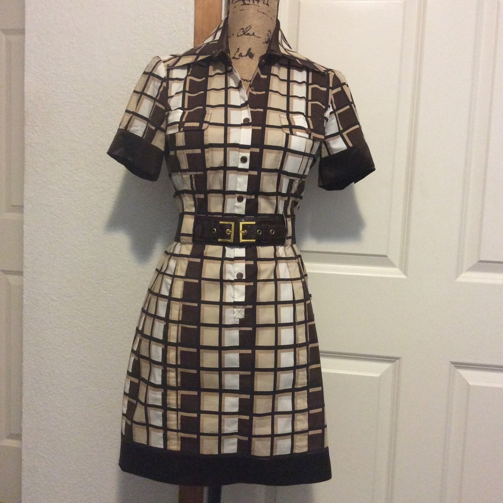 NEW.       bebe pretty dress and belt elastic